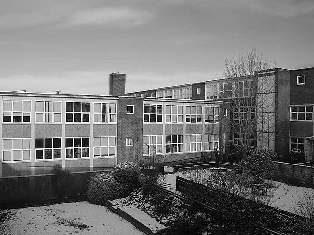 Four Dwellings School