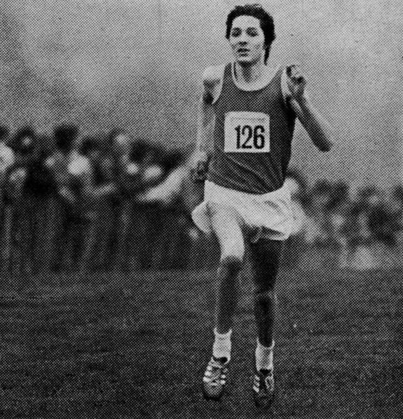 Nigel Martin (Bracknell AC) winning the Youths