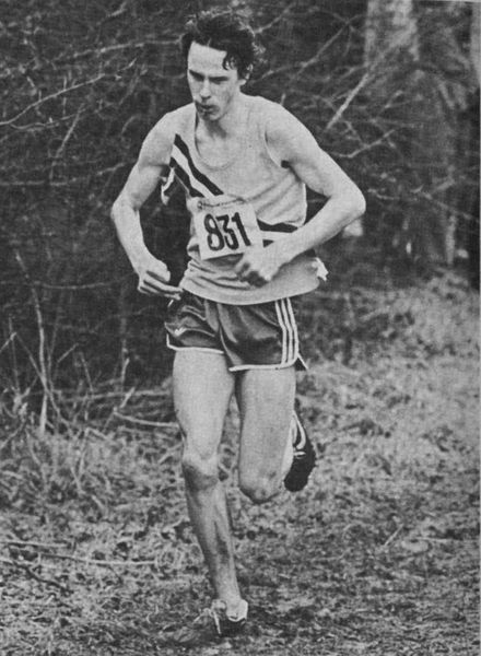 Dave Lewis (Rossendale Harriers & AC) Youth's winner