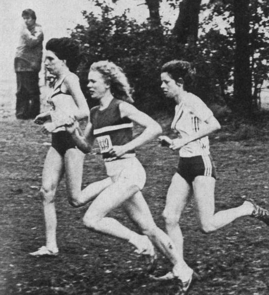 Wendy Smith (Borough of Hounslow AC), Kath Binns (Sale Harriers) and Paula Fudge (Borough of Hounslow AC)