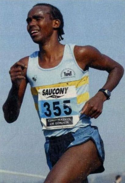 Mo Farah (	Windsor, Slough, Eton, & Hounslow ) leadig the Junior race