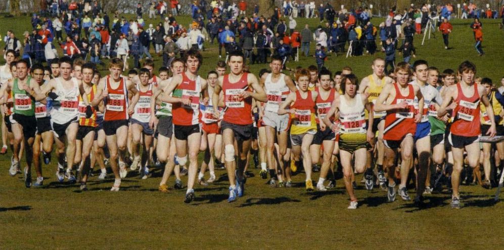 Early stages of the Under 17 race