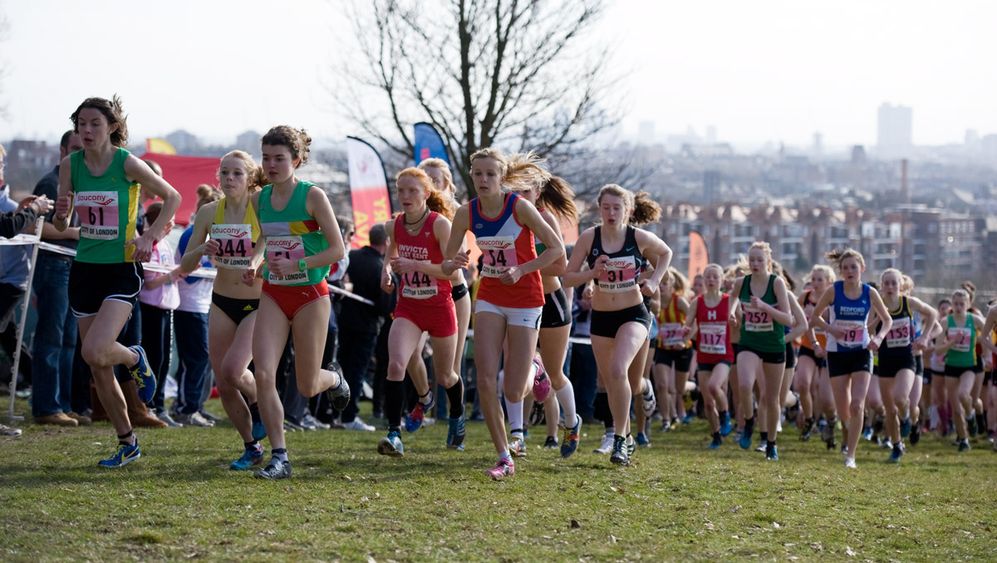Battle up Kite Hill in the Under 17 Women's race