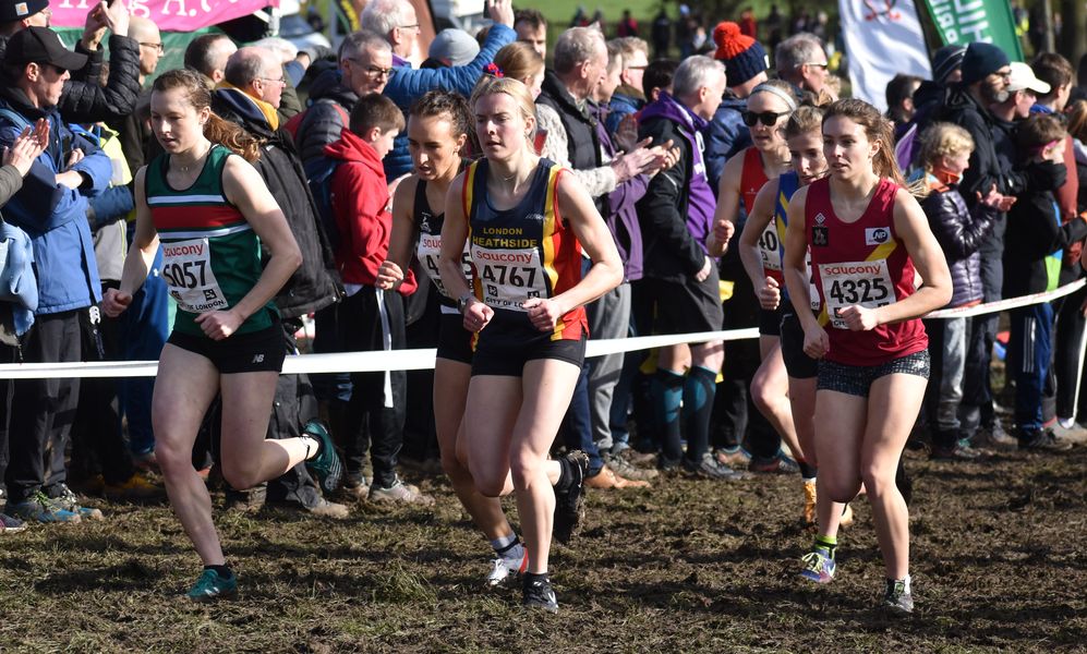 Leading Senior Women race up Kite Hill